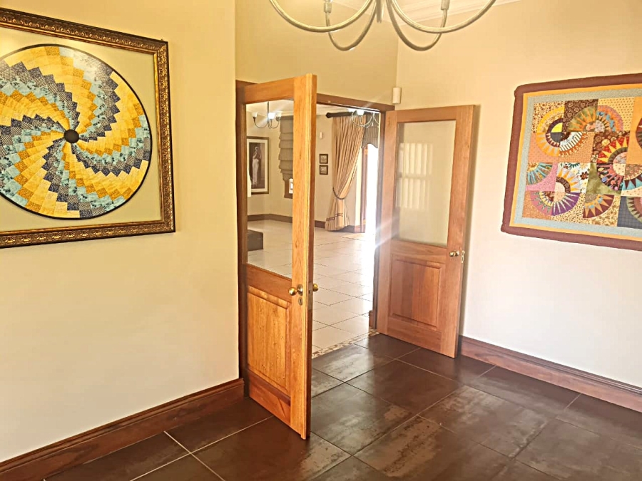 6 Bedroom Property for Sale in Senekal Free State